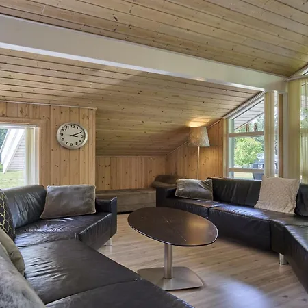 Rudolf - 400m From The Sea By Interhome *