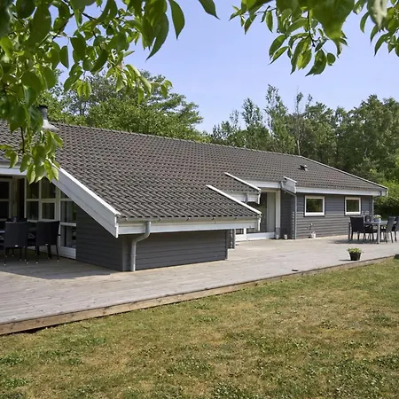 Rudolf - 400m From The Sea By Interhome *